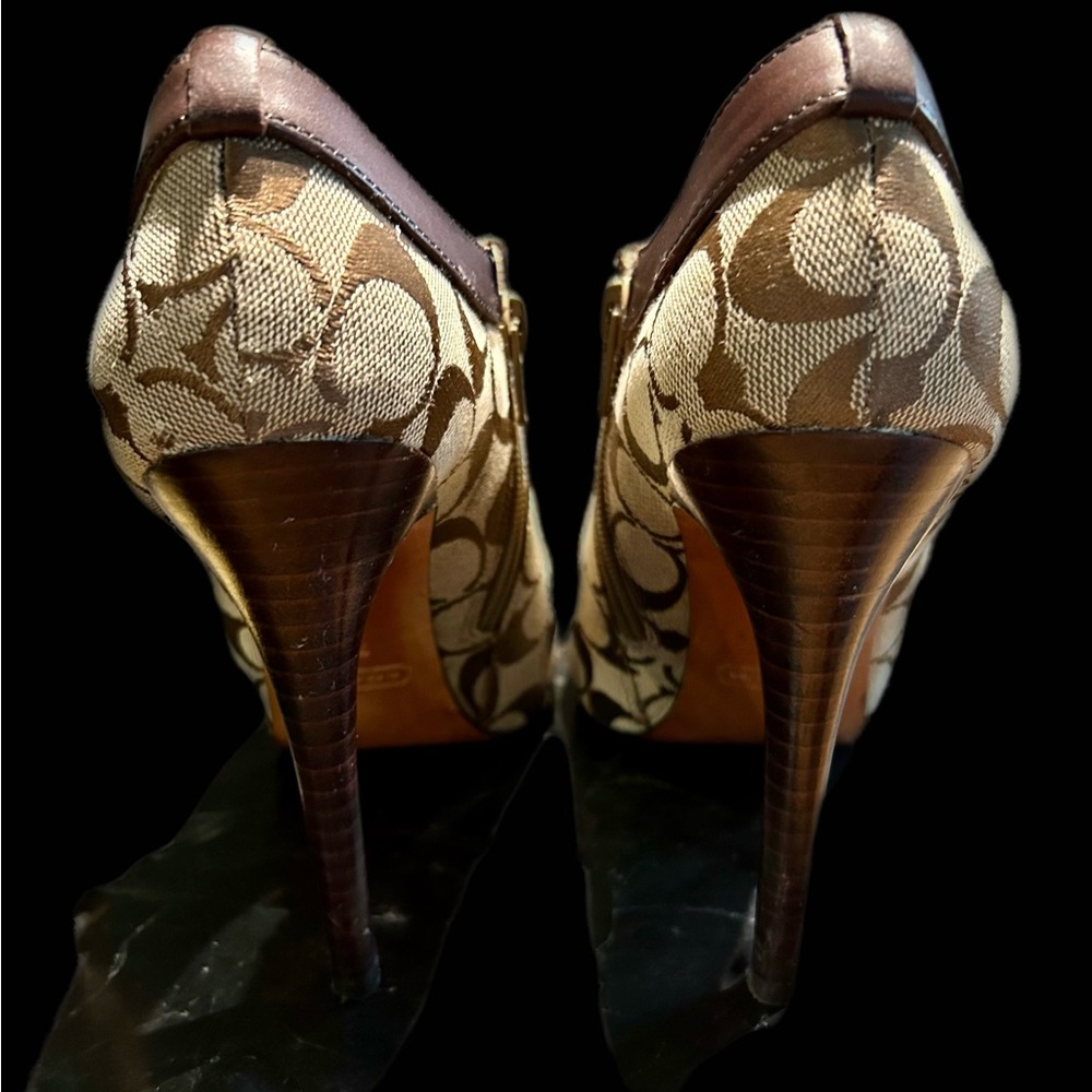 Comfy Coach stiletto booties